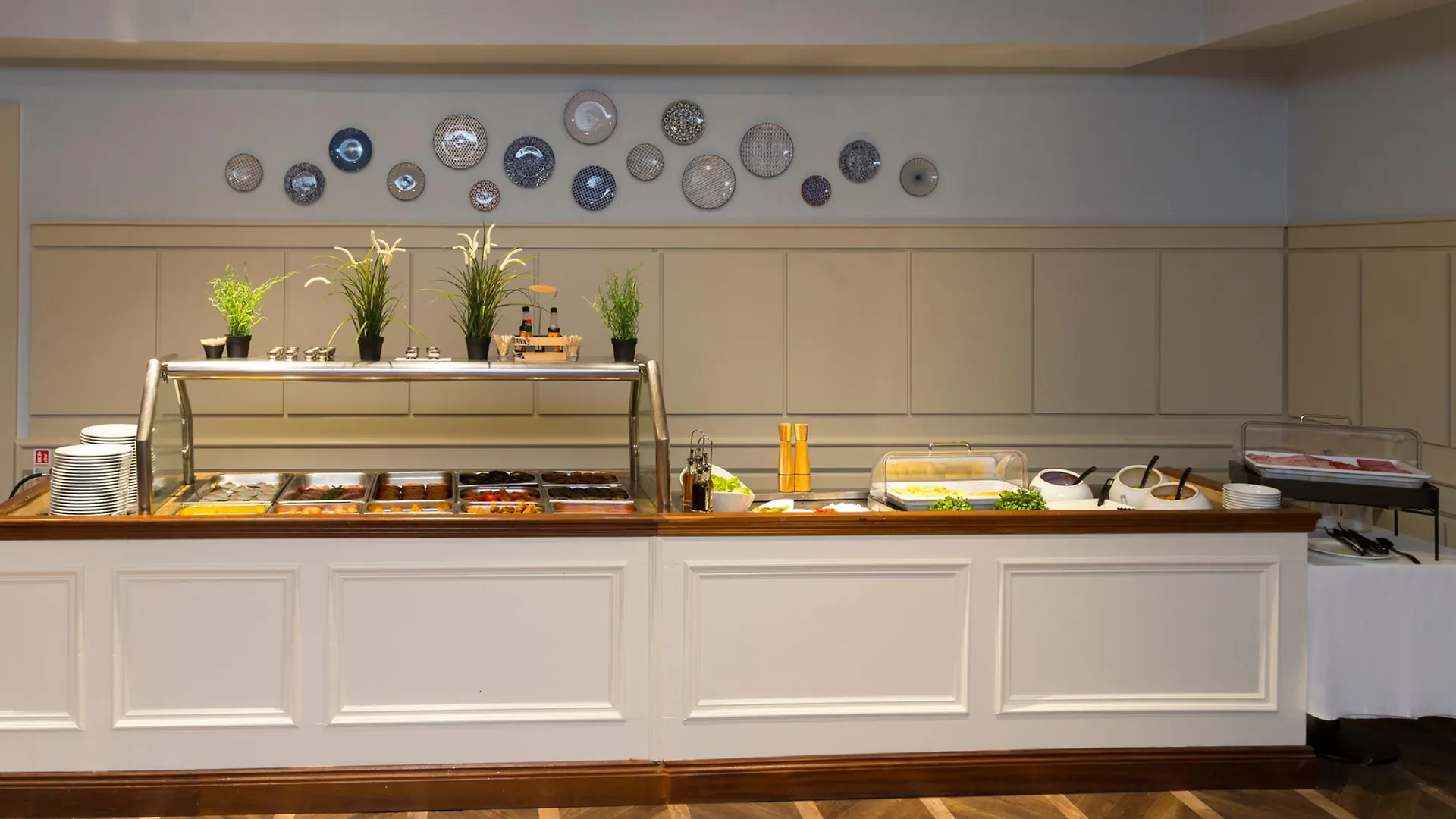 Bonnington Hotel&Leisure Centre Dublin 4*,